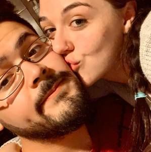 Meet your Posher, Cara